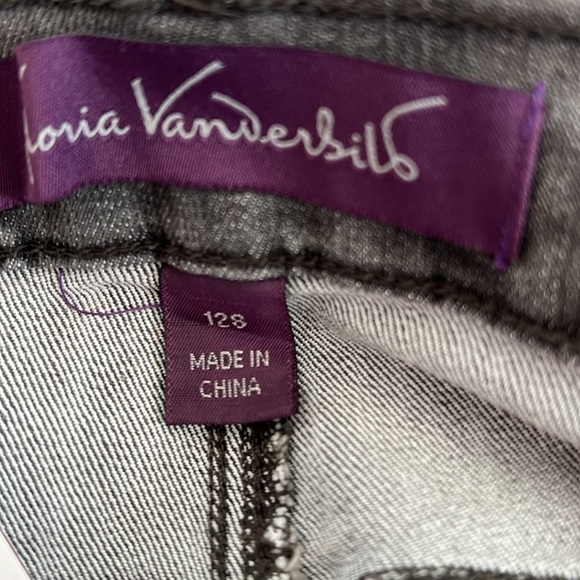 Gloria Vanderbilt NEW Grey Amanda Slimming Jean Size 12 Short - Picture 10 of 11